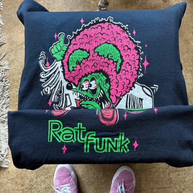 gildan 랫 핑크 부틀렉 티셔츠