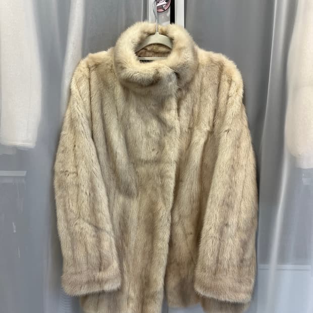 리얼모피 퍼 코트