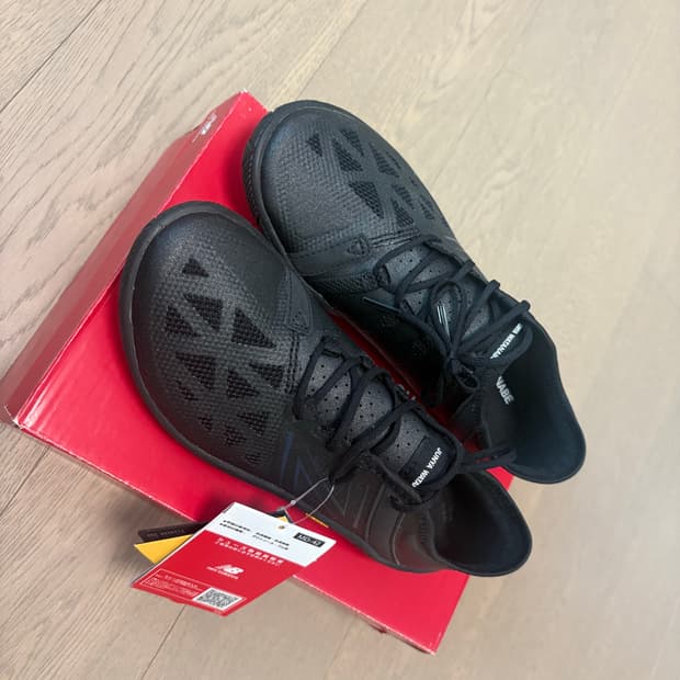 뉴발란스 준야와타나베 UX200