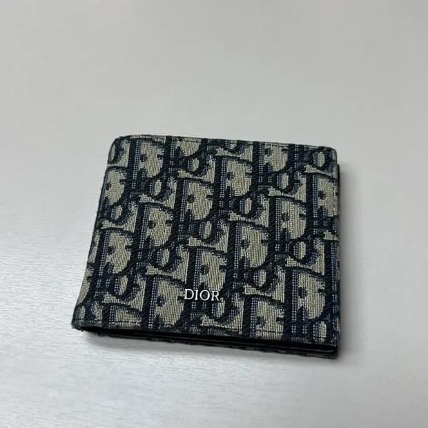 디올 오블리크 반지갑 새상품급