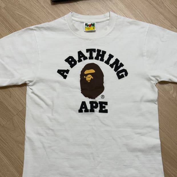 베이프 반팔 티셔츠 s