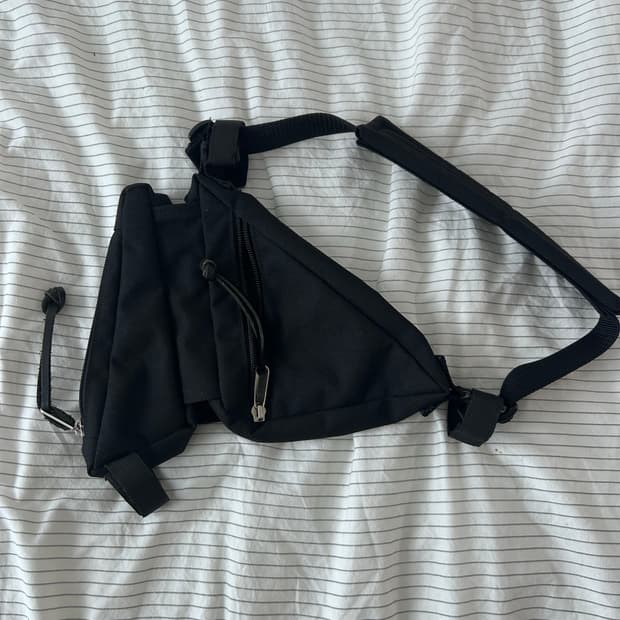 오라리 새들백 블랙 os