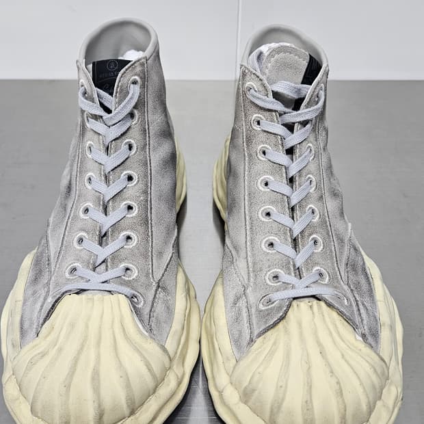 미하라 야스히로 베드 J.W. 포드 블레이키 하이탑  그레이