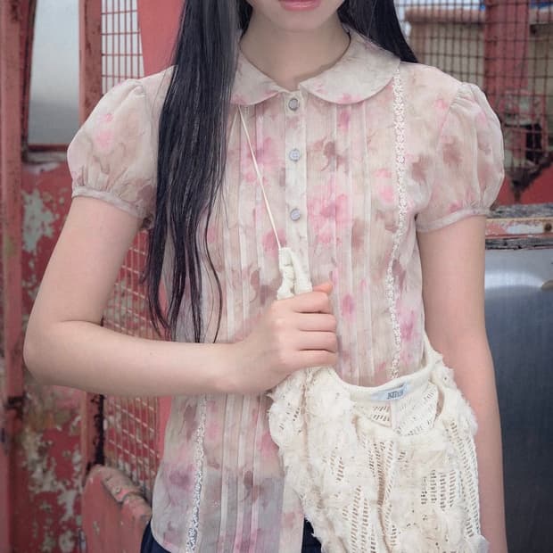 나비버스 naviverse 플라워 레이스 블라우스