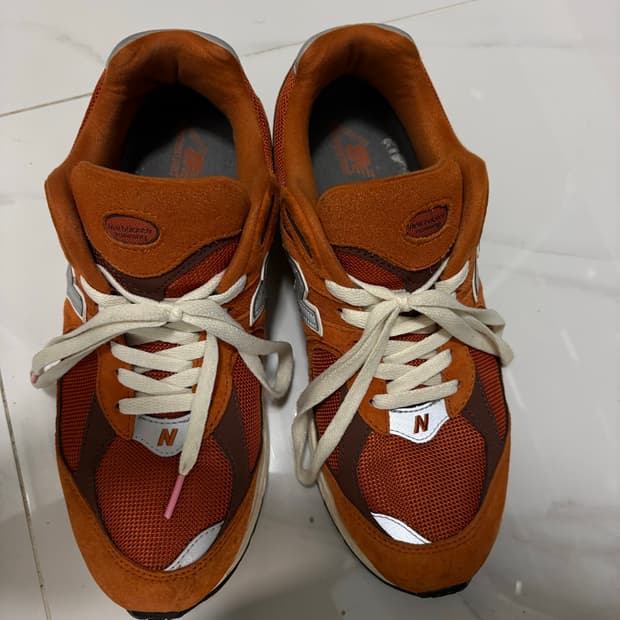 뉴발란스 러스트 옥사이드 275