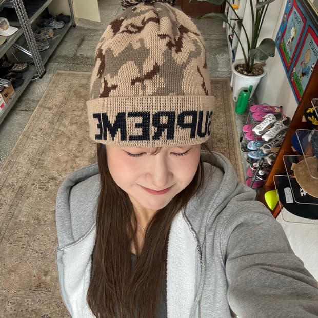 슈프림 폼 비니