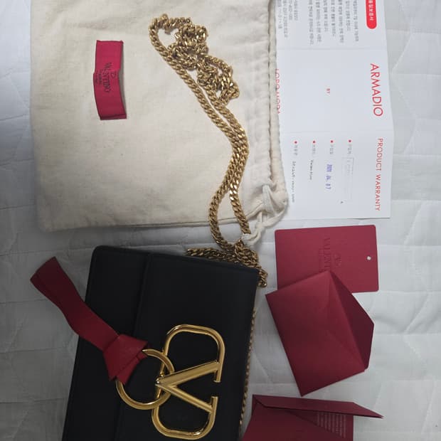 발렌티노 V링 리본 크로스 미니백