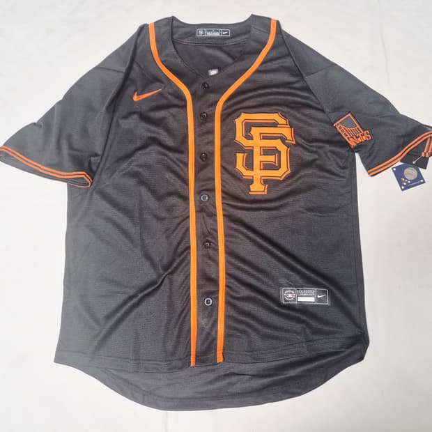 샌프란시스코 자이언츠 원정 이정후 유니폼 팝니다 