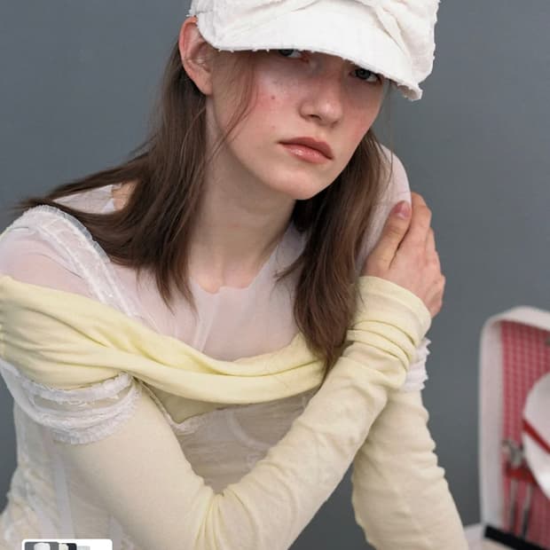 어썸니즈 벨보이 캡_리본_웨이브 화이트  