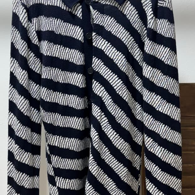 임포리오 아르마니 가디건