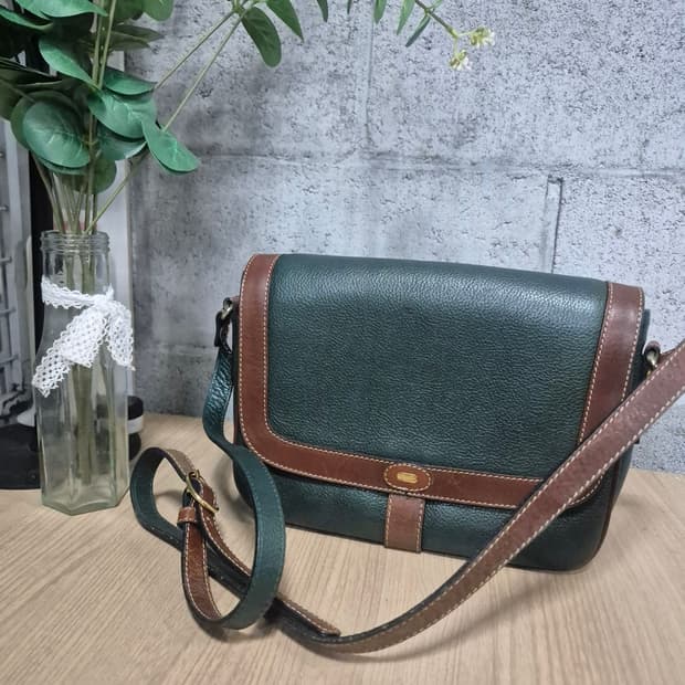 발리 빈티지 포레스트 그린 크로스바디백