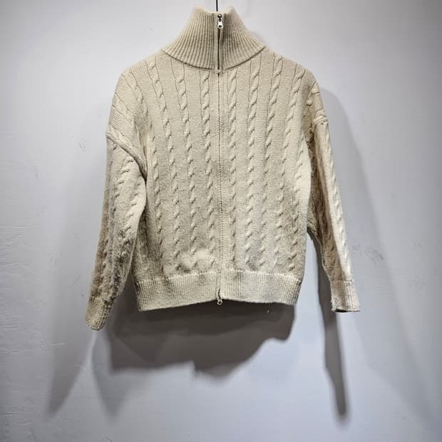 아이보리 니트 집업 가디건