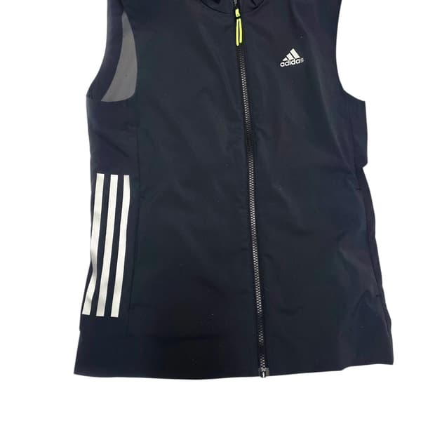 [아디다스] 차콜 네온 포인트 3선 런닝코어 바람막이 조끼 S (가슴42