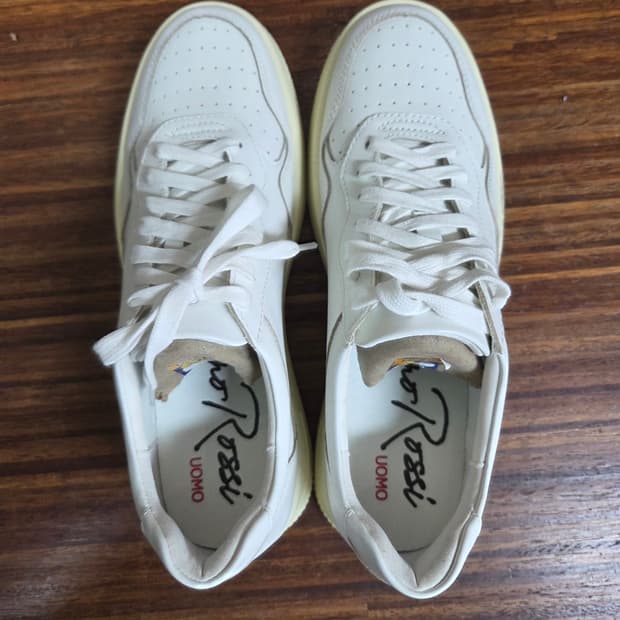 스테파노로시 베티 오트밀 화이트 스니커즈 275