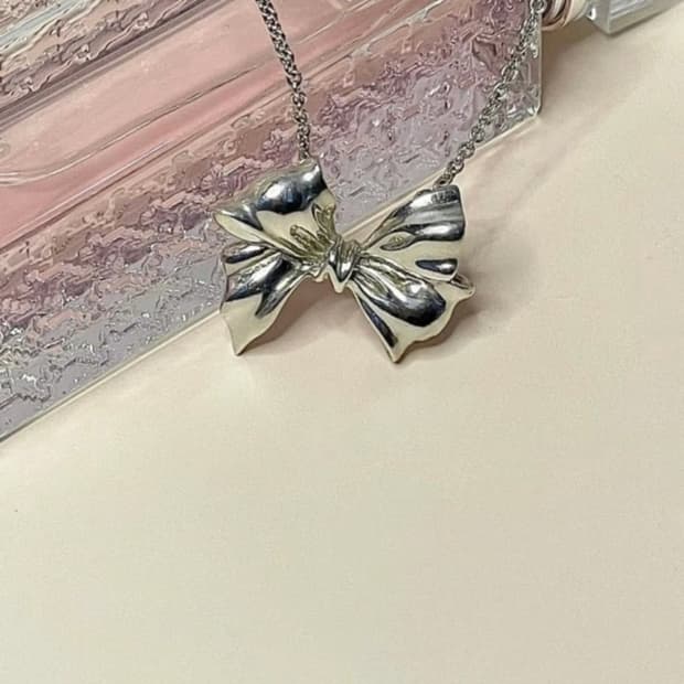 티파니앤코 리본 목걸이