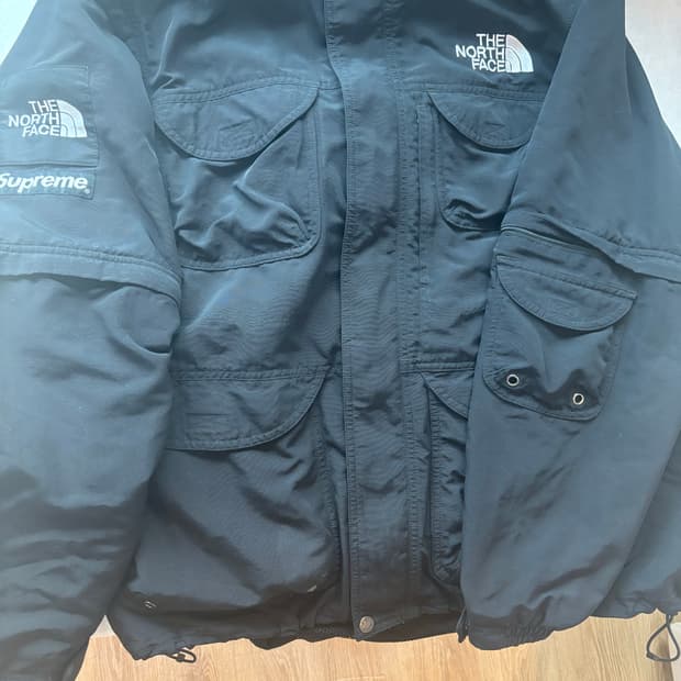 슈프림 노스페이스 컨버터블 자켓 xl 팝니다