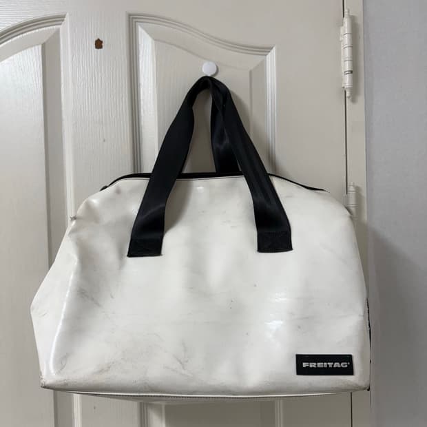 프라이탁 F45 LOIS 올화이트