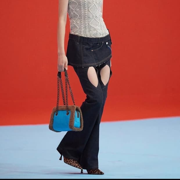 앤더슨벨 Cara Curve Layered Denim Jean