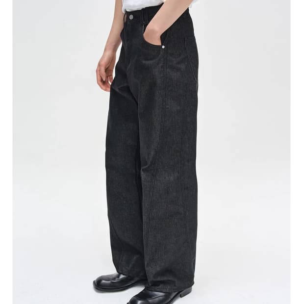 [28] 데케트 커브드 와이드진