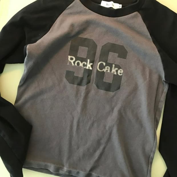 락케이크 96 롱슬리브 티셔츠 s 현재 품절