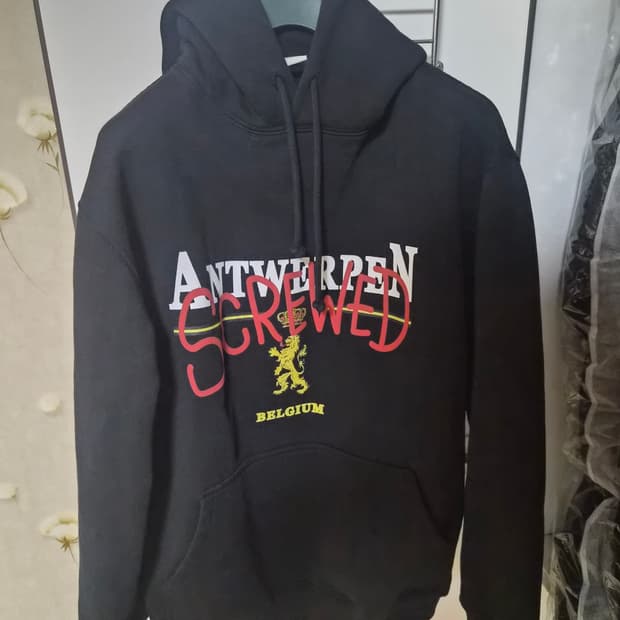 [XS] 베트멍 앤트워프 스크류드 후드티