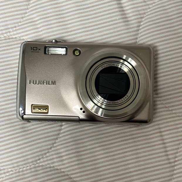 후지필름 파인픽스 F80EXR 실버