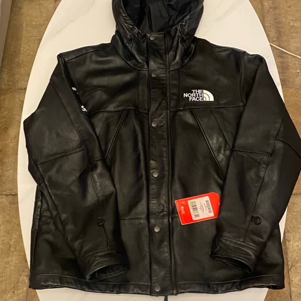 슈프림 × 더 노스페이스 리얼 레더 마운틴 하이엔드 자켓 M 블랙