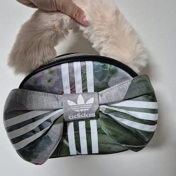 켈리즈 아디다스 업사이클링 캔디백