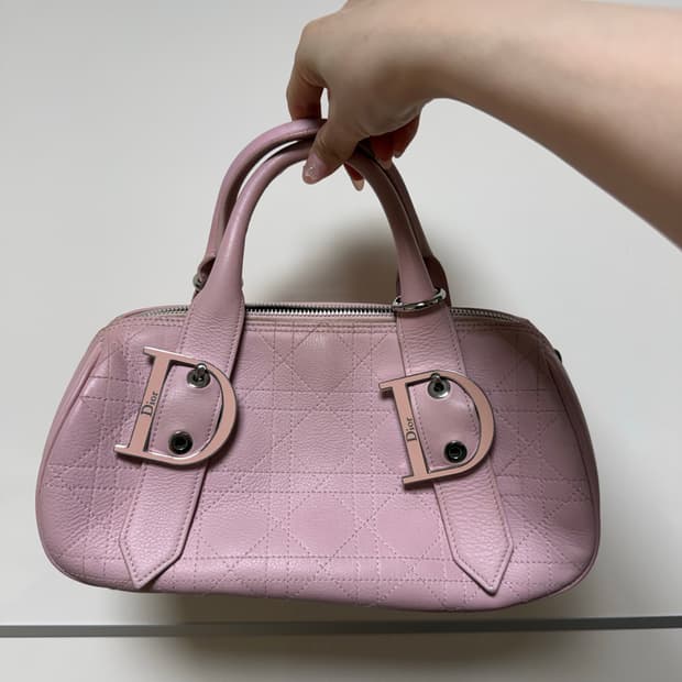 Dior 디올 빈티지 핑크 까나쥬 D참 보스턴백