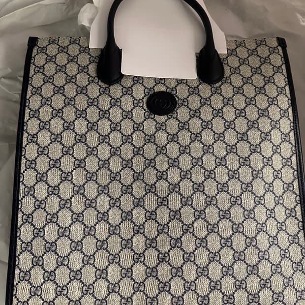 (풀박스구성)구찌 미디엄 토트백 위드 인터로킹 G 가방 네이비색상