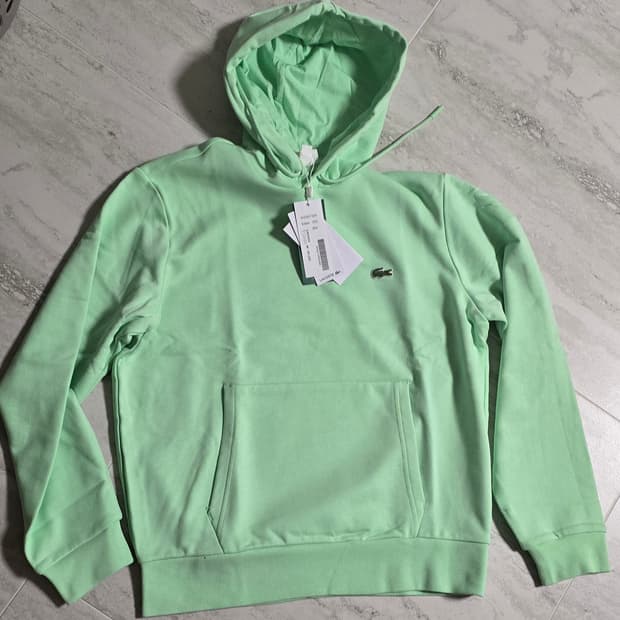 라코스테 후드 100사이즈 팝니다(공용가능)