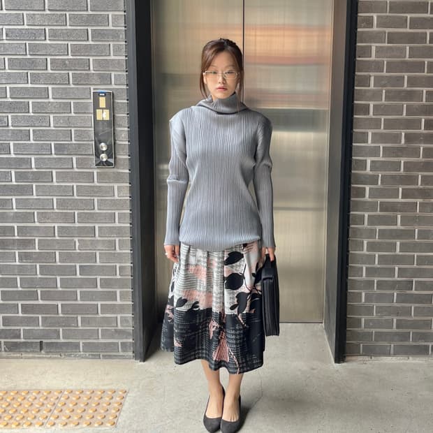 Issey Miyake 이세이미야케 하이넥 플리츠 탑 그레이 블루