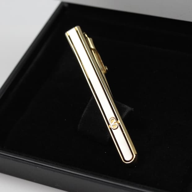 발렌티노 가라바니 A등급 5.2cm 하이엔드 남자 명품 넥타이핀