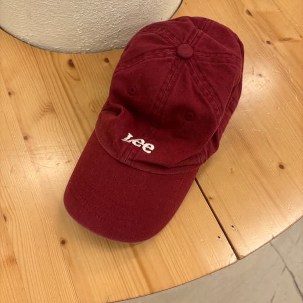 Lee 버건디 스몰로고 볼캡