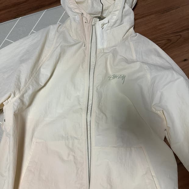 Stussy Wave Dye Beach Shell Jacket Bone