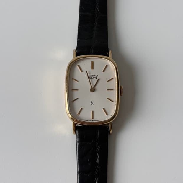 세이코 1970년대 골드 탱크 쿼츠 여성