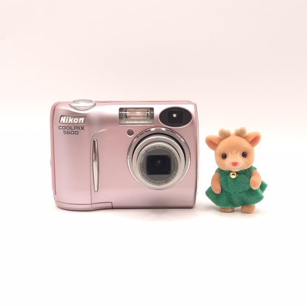 쿨픽스 5600 연핑크 ✨ 희귀컬러 감성디카 💗