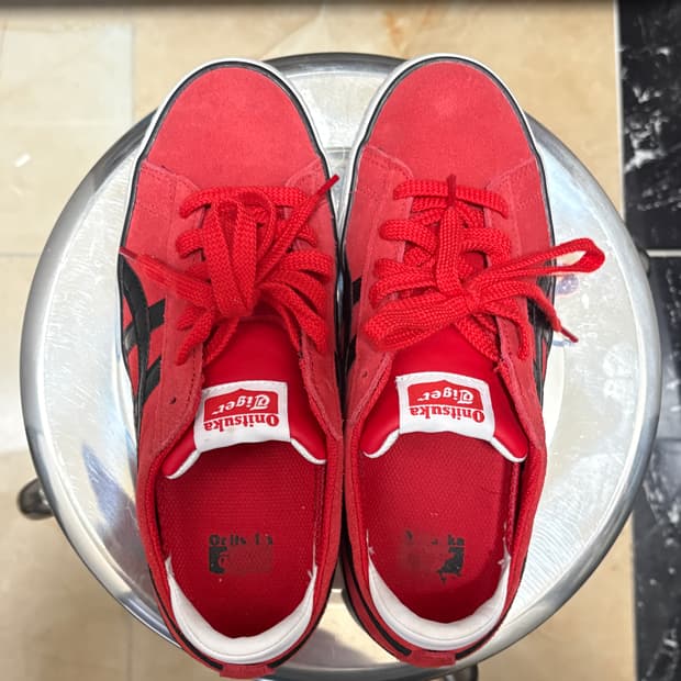 오니츠카타이거 파브레 클래식 레드 250