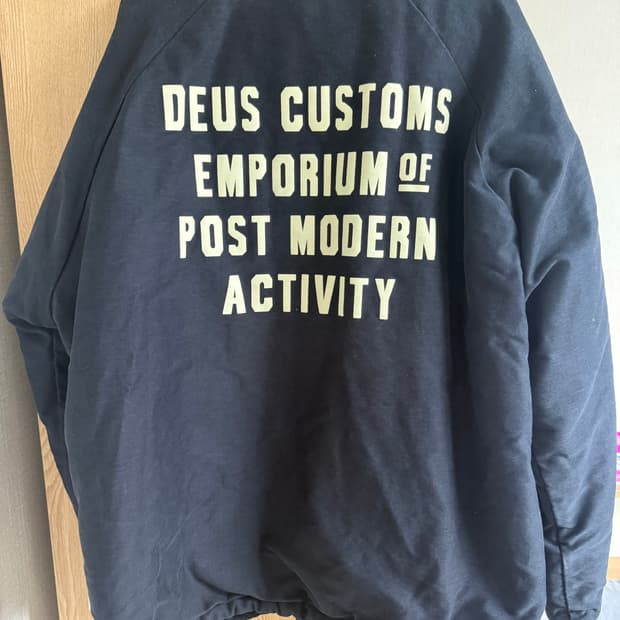 데우스 코치자켓