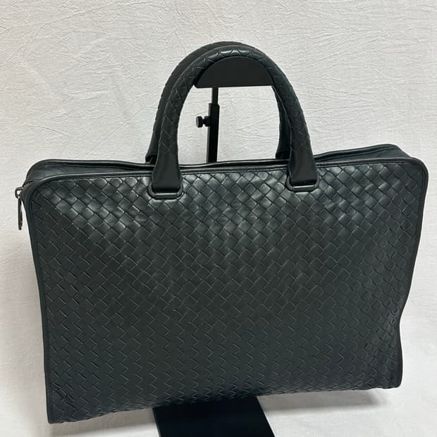 보테가베네타 인트레치아토 서류 가방 블랙