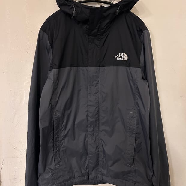 노스페이스 바람막이 S (실측 100-105)