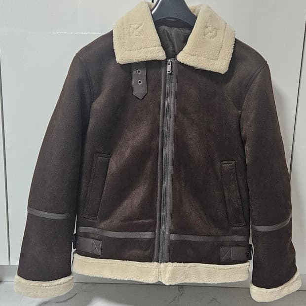 스파오 남성 브라운 무스탕 M