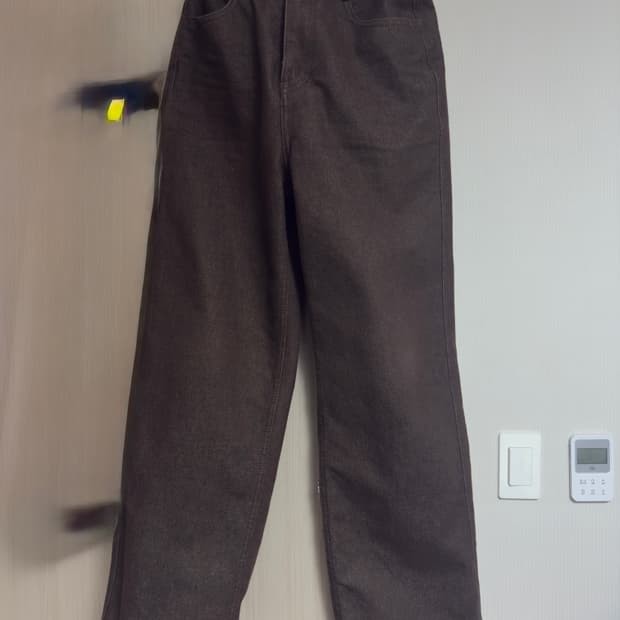 아모멘토 컬러 인디고 데님 브라운