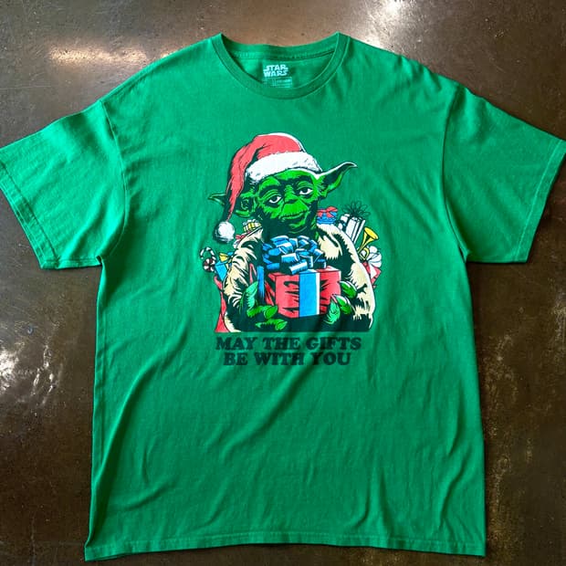 Star Wars Yoda Christmas Graphic T-Shirt