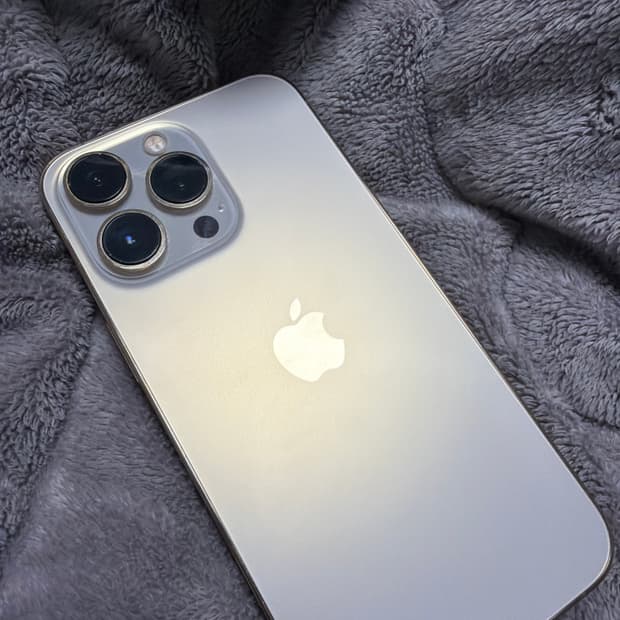 아이폰 13프로 골드 128기가