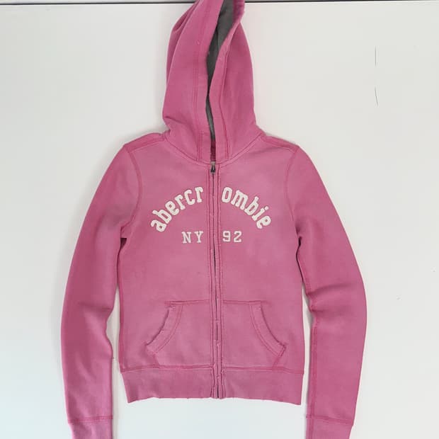 Made)아베크롬비 데미지 빈티지 스펠로고 후드집업 