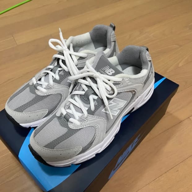 뉴발란스 530 235