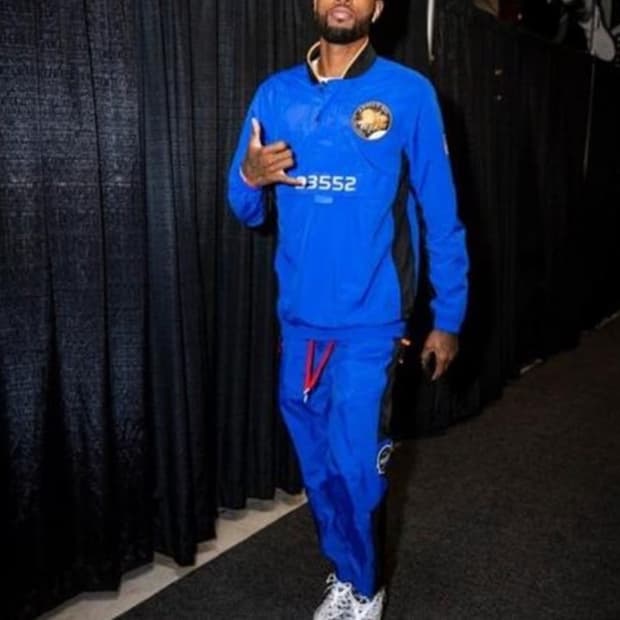 나이키 폴조지 NASA 트랙수트 트레이닝