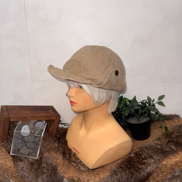 Beige button ear flaps cap