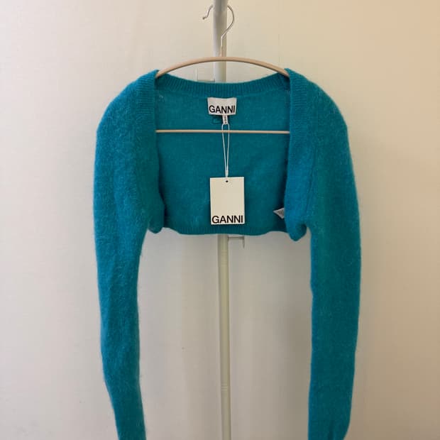 Ganni cropped cardigan 카디건